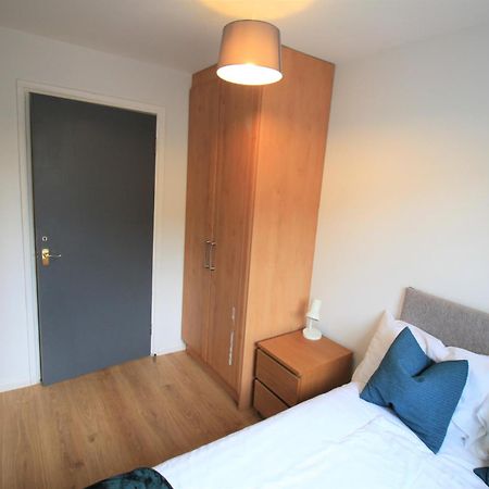 Hamilton House -3 Bed Close To Town, Drive Parking, 2 Toilets Newcastle upon Tyne Exterior photo